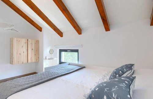 Romantisches Ferienhaus mit Jacuzzi, BBQ, WiFi - Foto 24