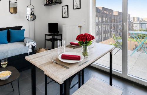 Studio, balcon, parking, commerces & transports - Foto 7