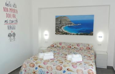 Villa Milicia - New Private Villa near Palermo and Cefalù with Pool, Sea View Terrace, Playground and Large Parking - Foto 3