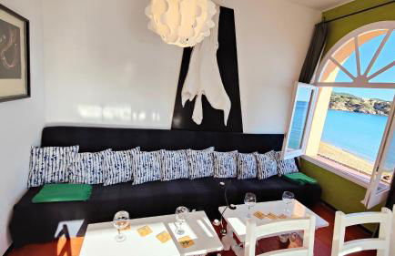 Apartamento con jardín a 11 metros de la playa. CG. - Foto 6