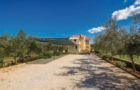 4 Bedroom Cozy Home In Poljica - Foto 17