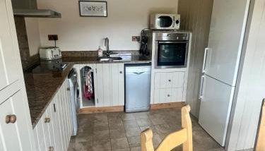 Summer Cottage in Onecote - Foto 5, stove, dishwasher, toaster