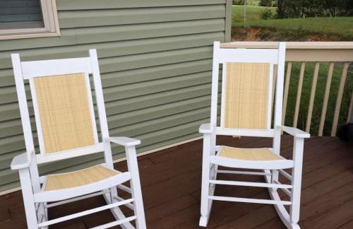 Serenity with Mountain Views 3BR Deckside Views - Foto 43