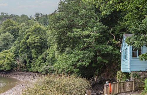 The Sharpham Boat House - Photo 4