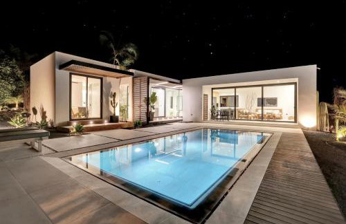 Villa BF · Luxury Wellness Villa • Private Pool - Foto 25
