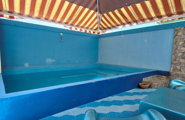 Villa in Cárdenas with swimming pool and garden - Photo 52