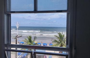 Apartamento pé na Areia com Garagem no Centro - Foto 3