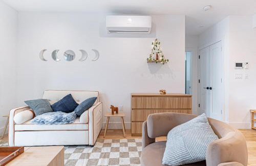 Scandinavian in Brooklyn w Balcony Near Park - Foto 9