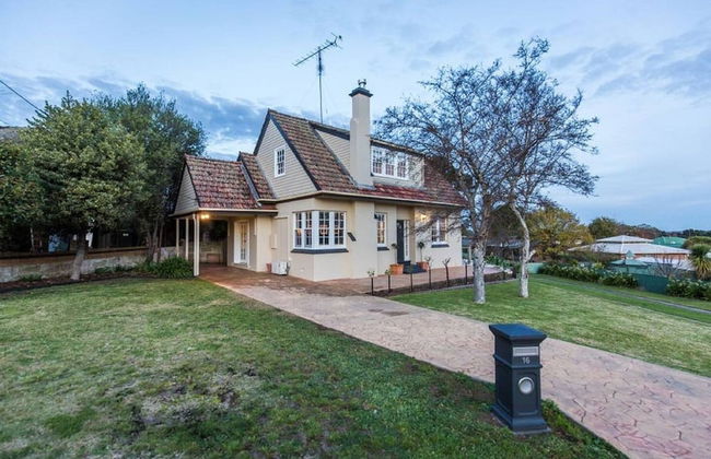 Byrne House - Modern-rustic Fireplace Wi-fi - Foto 19