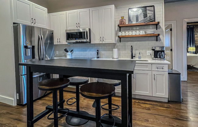 Modern Luxury at The 1865 - Photo 13