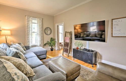 Bright Clear Lake Getaway, 4 Blocks to Downtown! - Foto 4