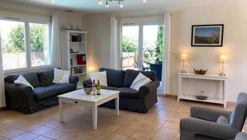 Comfortable villa with jacuzzi - Foto 2