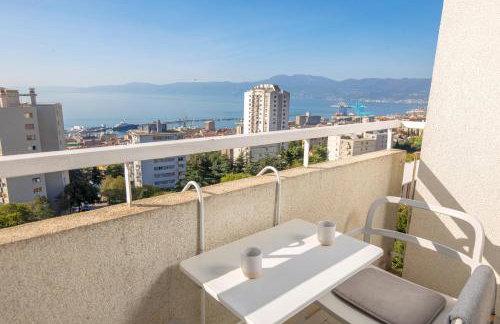 Rooftop - Photo 32