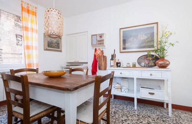 Cottage on the Lake in Lezzeno - Photo 13