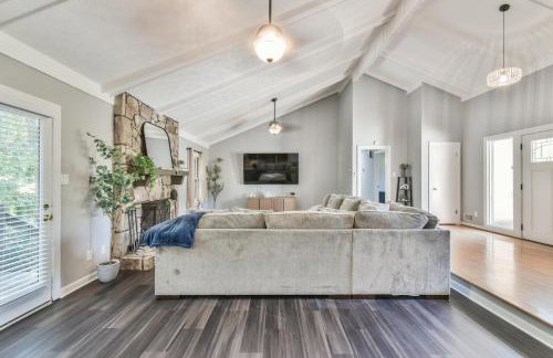 Spacious Home with 3 King Beds, Arcades and 86 inch TV - Foto 11