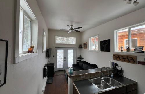 Railway Cabin at Base Camp - Foto 18