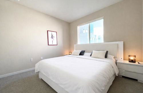 Luxury Residence Loft 3 Beds with Pool and Gym - Photo 15