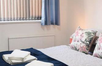 Lovely staycation with family FREE Parking & WiFi - Foto 24