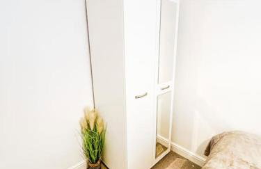 3 Double Bedrooms, Lancashire Townhouse, Free Parking - Foto 13