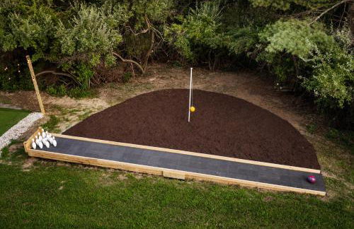 Epic Family Stay - 40' Putting Green, Theater, Hot Tub, Sauna - Foto 41