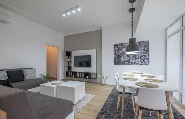 Stylish 2 BR Home in Center of Sofia - Foto 1