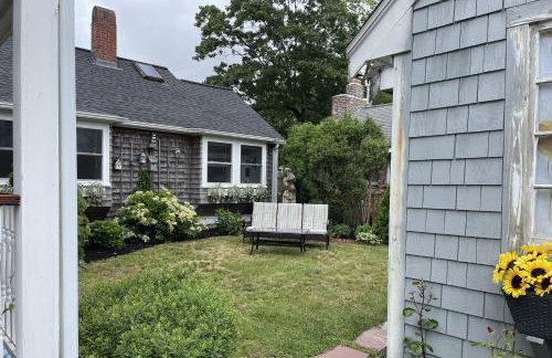 A Wave from it All: Swift's Beach Wareham - Foto 47