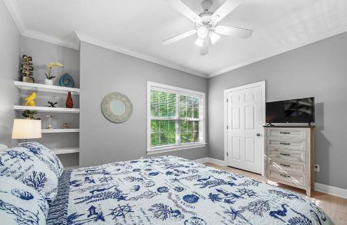 Newly Renovated Condo Minutes from The Beach, OWA Water Park and Tanger Outlets - Foto 37