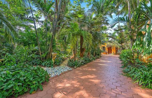 Flamingo Casita - Wander through a Garden Hideaway with Shared Pool - Foto 8