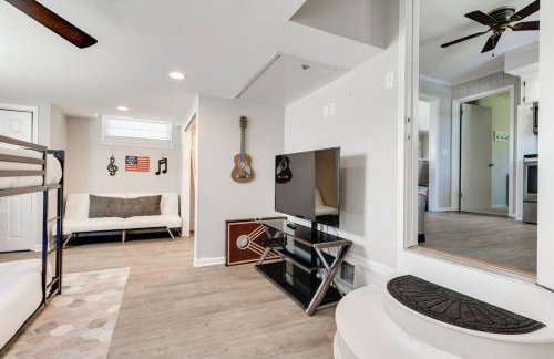 Fire Pit-Great Neighborhood-15 Min to Broadway - Foto 10