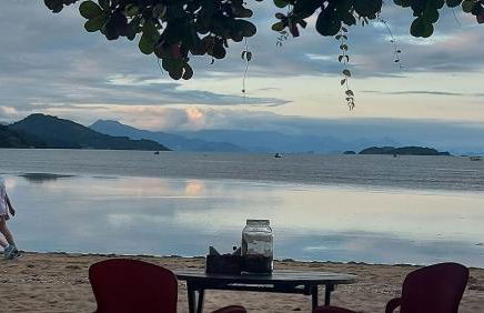 Algodão - Novo Flat com Piscina, 50mts da praia, churrasqueira privativa, ar con, wi-fi, netflix, garagem - Foto 22