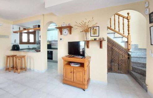 3 Bedroom Cozy Home In Peñíscola - Photo 11