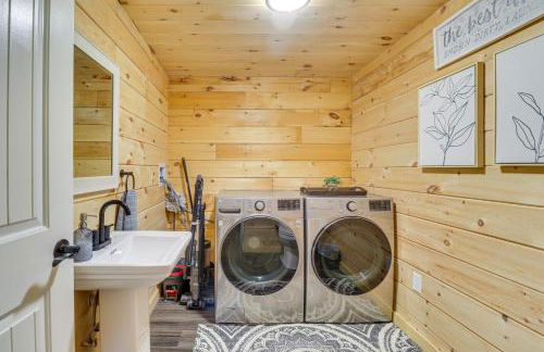 Secluded Cabin with Mtn Views about 33 Mi to Bigfork! - Photo 24