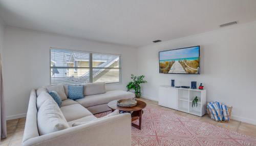 Approx 40 steps to beach entrance of Anna Maria beach - Foto 3