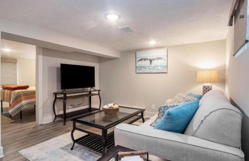 Palmer House Retreat - A Great Muskegon Getaway! - Photo 13