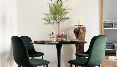 Magic Forest Design Apartment, 65 Zoll TV, Waschtrockner, beste Lage, am Markt - Foto 2