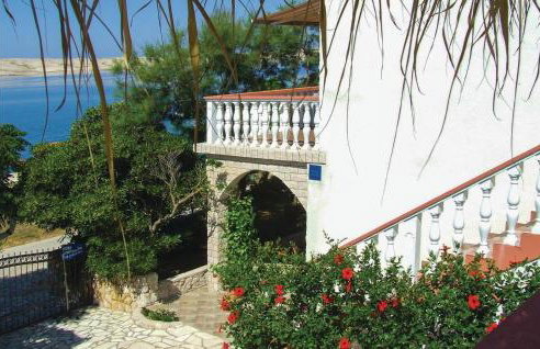 Cozy Apartment In Kustici With Wifi - Foto 2