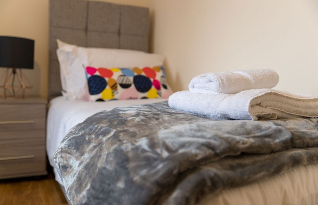 London Heathrow Serviced Apartments - Photo 17