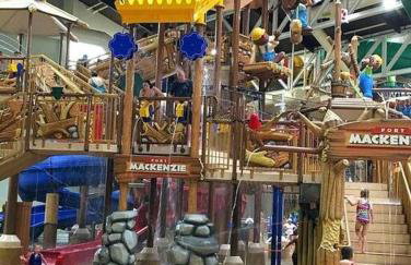 H&H New Built 2023 Hidden Gem Heart of OC 3 Queen Beds - Foto 60