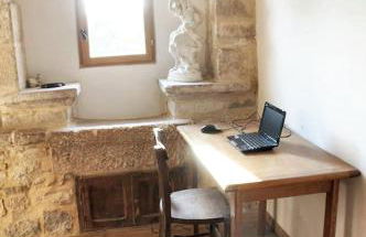 Maison chaleureuse à Lalbenque avec jardin clôturé - Photo 9