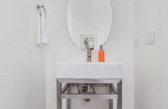 Jack Daniels House with Rooftop Golf, City views! 8min to Whiskey Row! Sleeps 10! - Foto 57