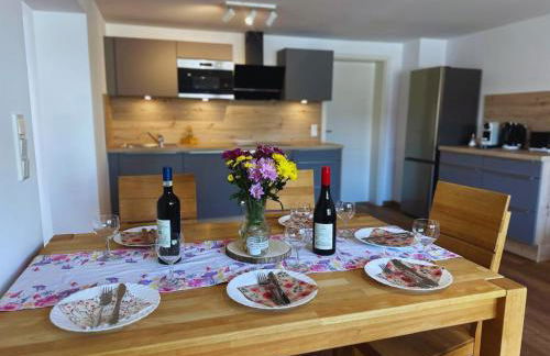 Frankenherz-Apartments - Premium Wohnung mit Terrasse, nahe Playmobil-Funpark & zur Messe, Self-Check-In - Foto 5