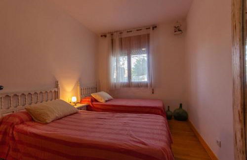 INNOUTHOME Gran casa y piscina torrente - Foto 32