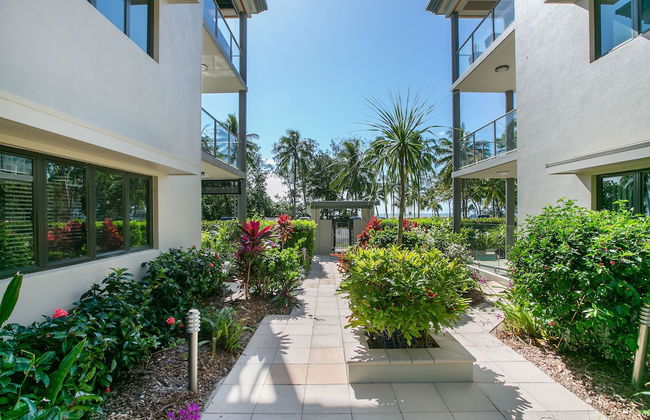 Beachfront Apartment with Ocean Views - Foto 20