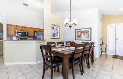 4bd Villa with Solar Heated Pool Near Disney No resort Fee home - Foto 16