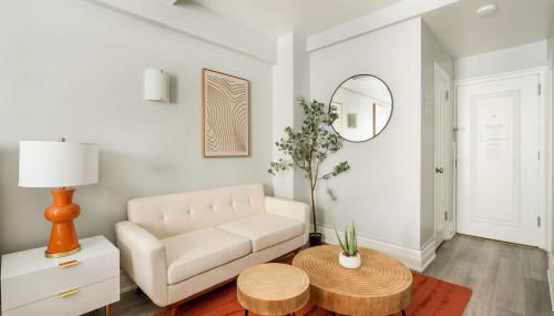 73-1104 New Studio UWS Doorman Gym - Foto 5