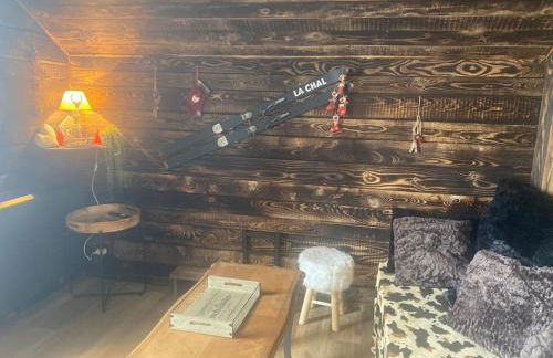 vue splendide montagnes centre village pieds des pistes et remontées Mécaniques - Foto 18