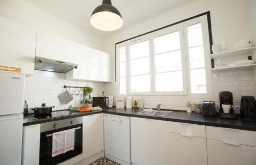 #LIndustrioChampetre Free Parking, Bien Situé, Spacieux, Proche Clinique - Foto 9