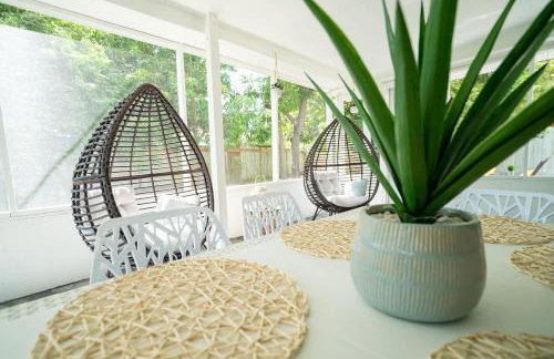 Tranquil and Sunny 4BR Getaway Home - Foto 1