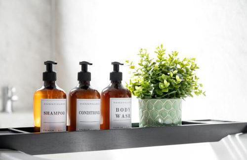 2-Bedroom Cottage - Long Stays Welcome - Photo 21