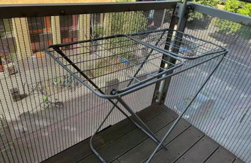 Central 1-Bed Apt for 4 Close To Transport Shops - Foto 32